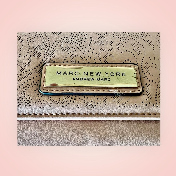 Marc New York Wallet/Wristlet - Picture 9 of 9
